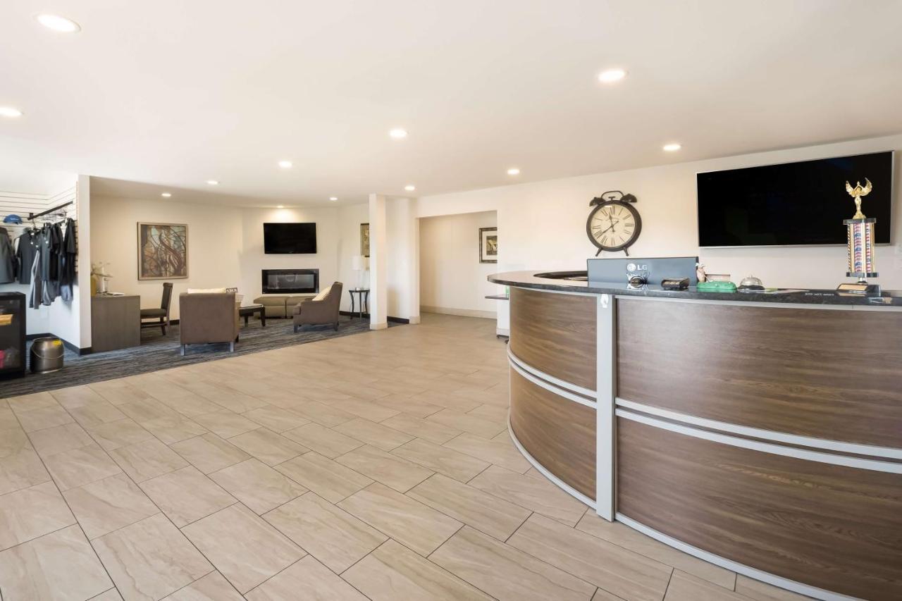 Surestay Hotel By Best Western Thomson Exterior photo