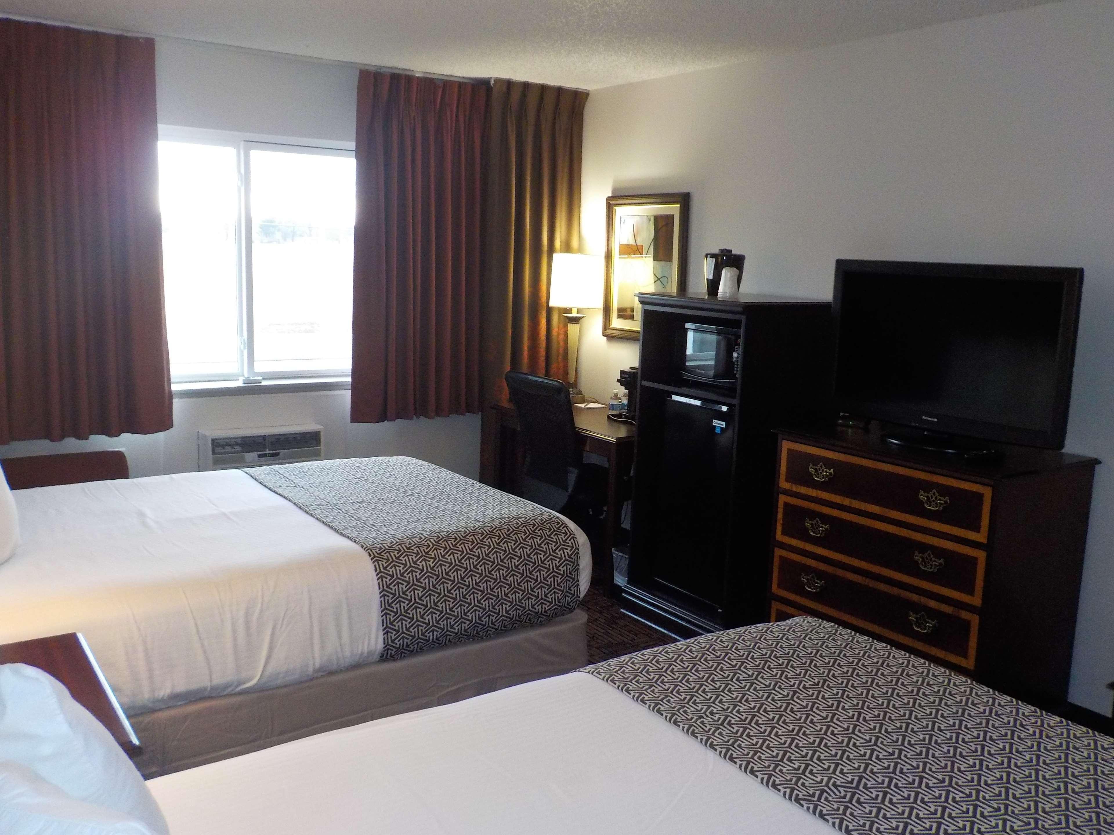 Surestay Hotel By Best Western Thomson Exterior photo